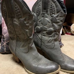 Grey Cowboy Boots